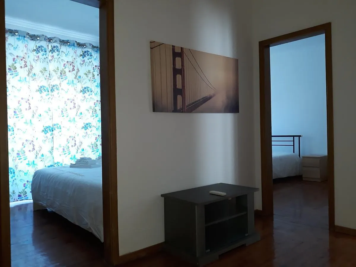 Apartment Martim Moniz Guest House Lisbon